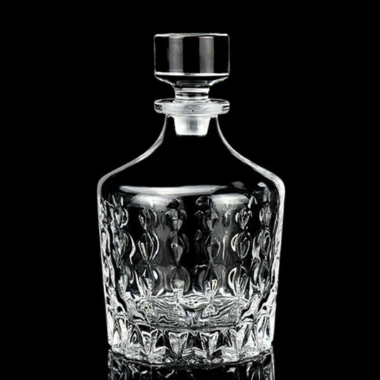 Elegant and design Whiskey decanter – PRECIEUSE