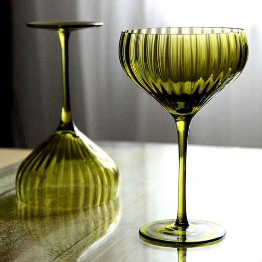 Verre à vin en cristal vert – VERTUOSO