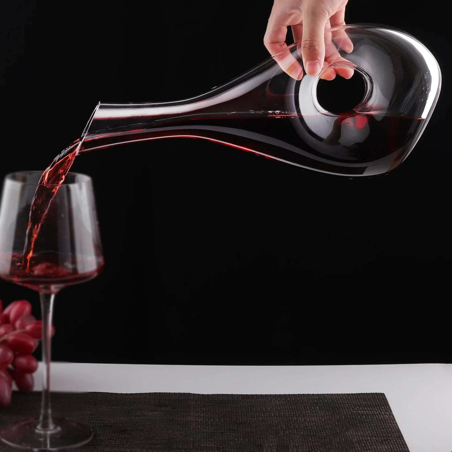 Design crystal wine carafe - OENOLUX