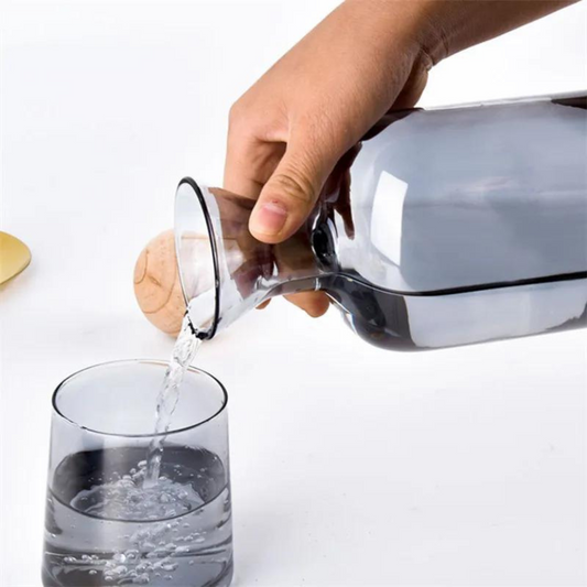Carafe d’eau en verre design - CARA
