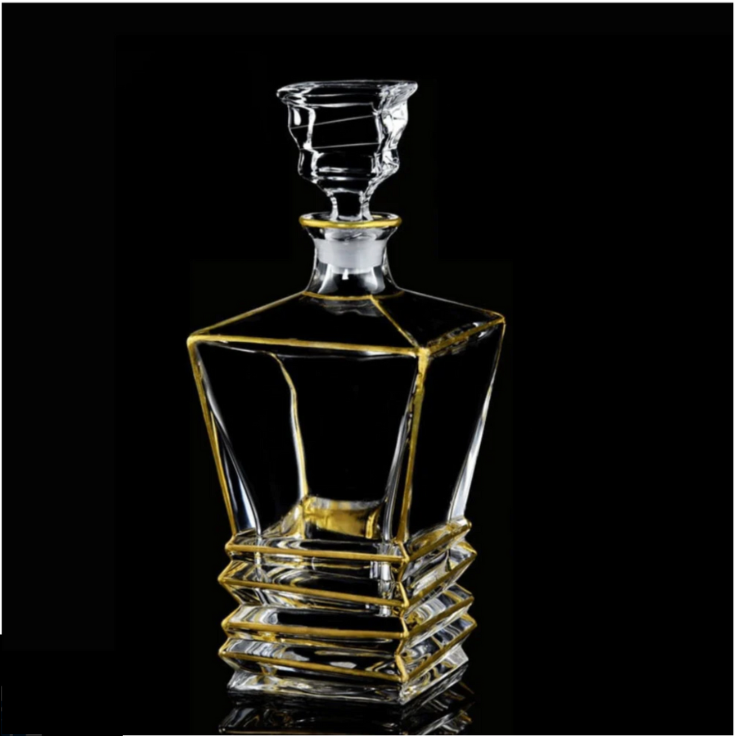 Whiskey decanter in golden crystal – GOLDEN SYMPHONIE