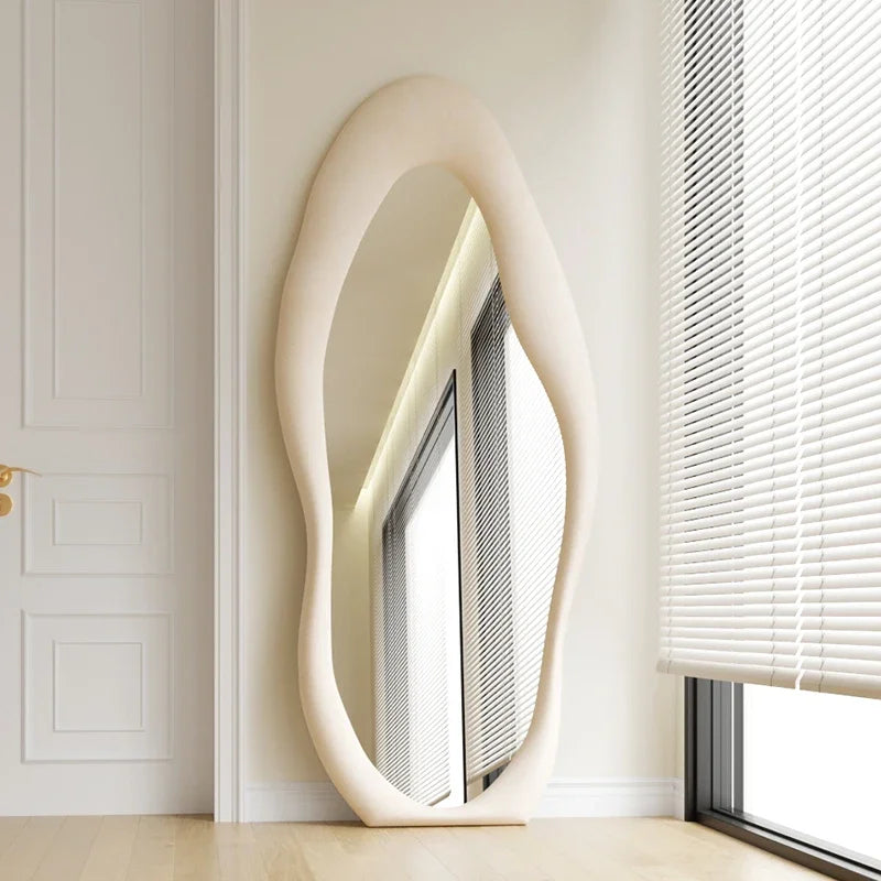 Large design mirror – MIRABELLA